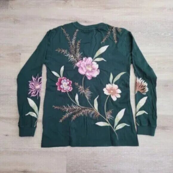 Johnny Was Meriah Gorgeous Green Floral Embroidered Long Sleeve Tee - Picture 4 of 4
